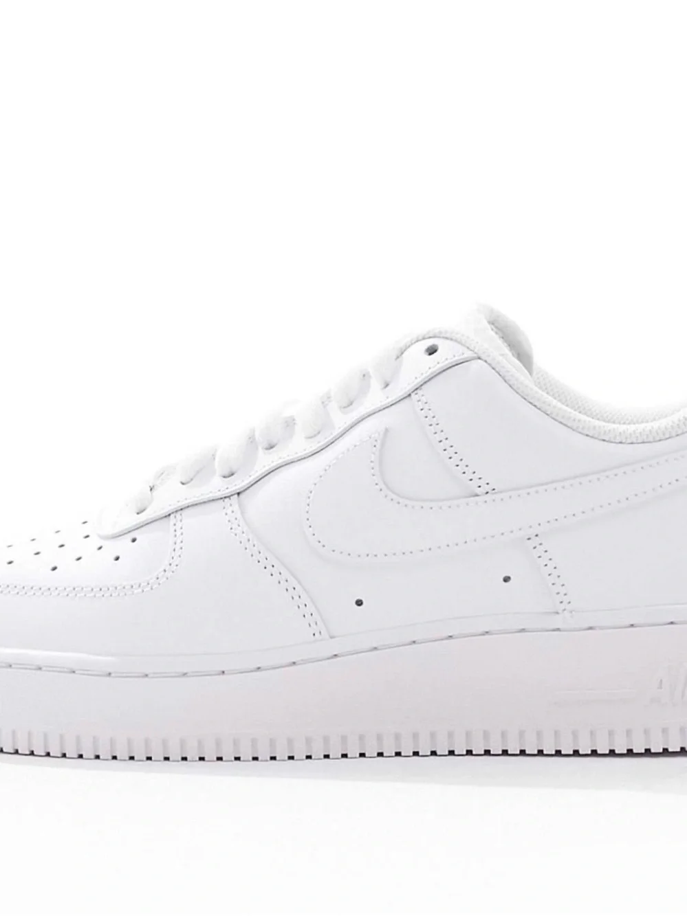 Nike Air Force 1 White Low-Top Leather Sneakers - Picture 2 of 6